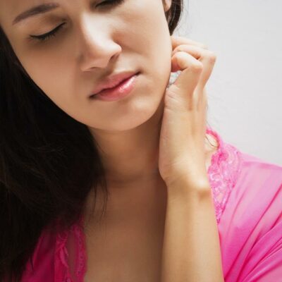 6 common conditions that lead to skin rashes