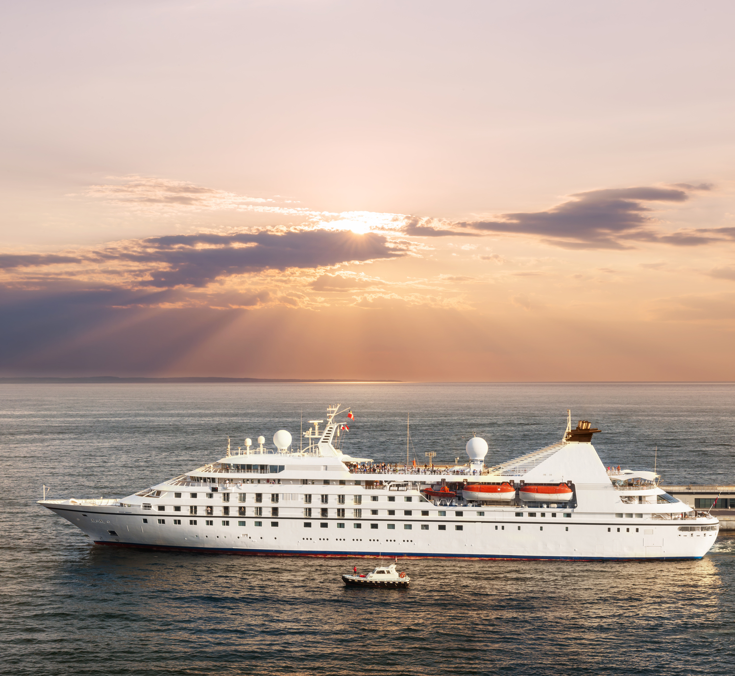 Best Cruise Lines for Solo Travellers