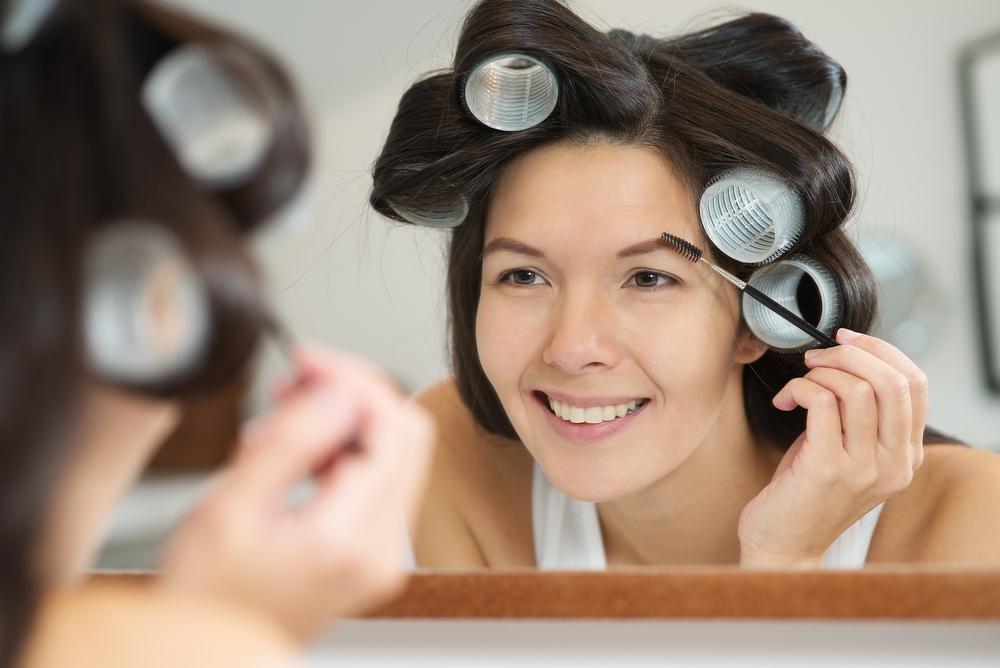 How to use various hair rollers