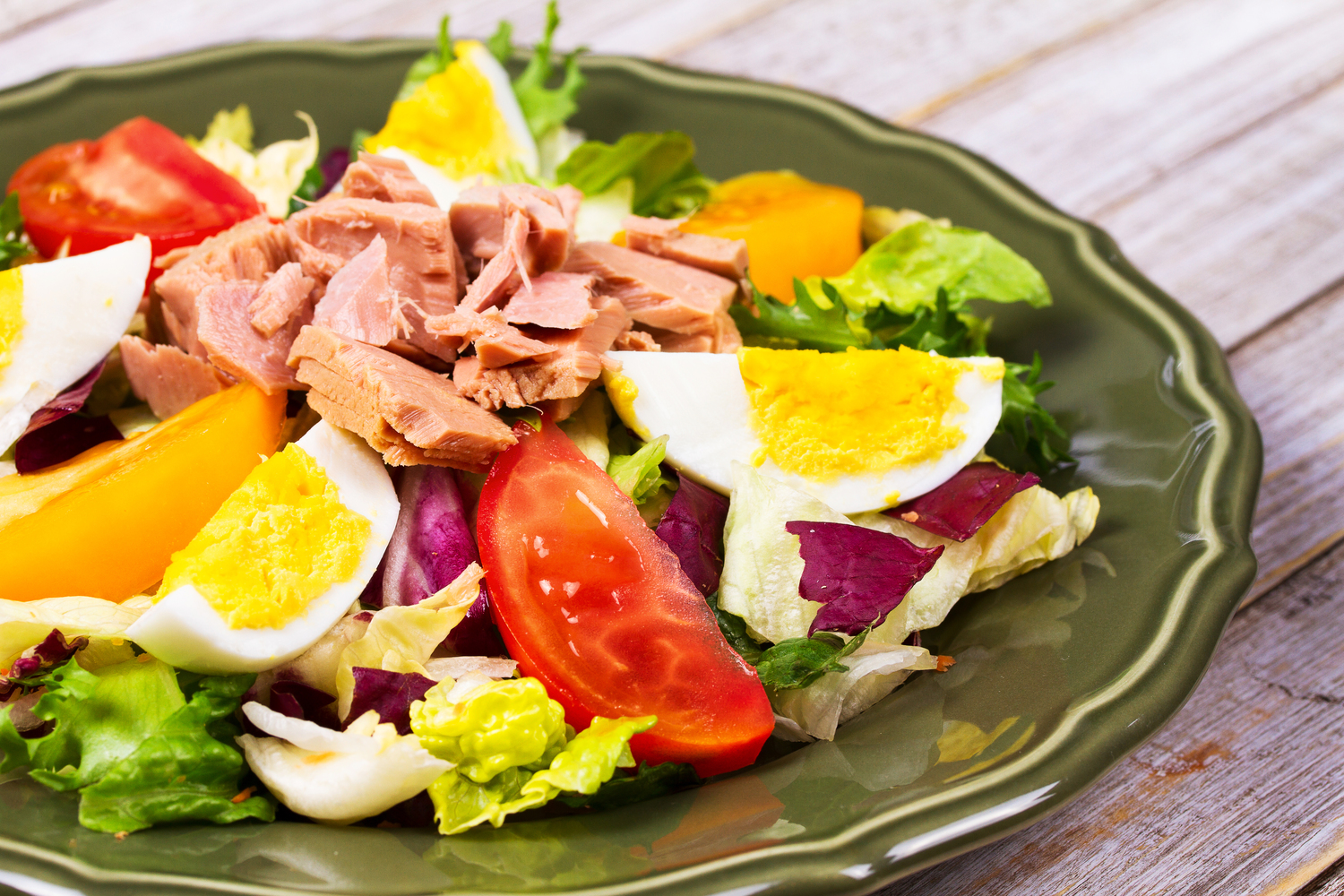 5 Foods That Help Ease Eczema