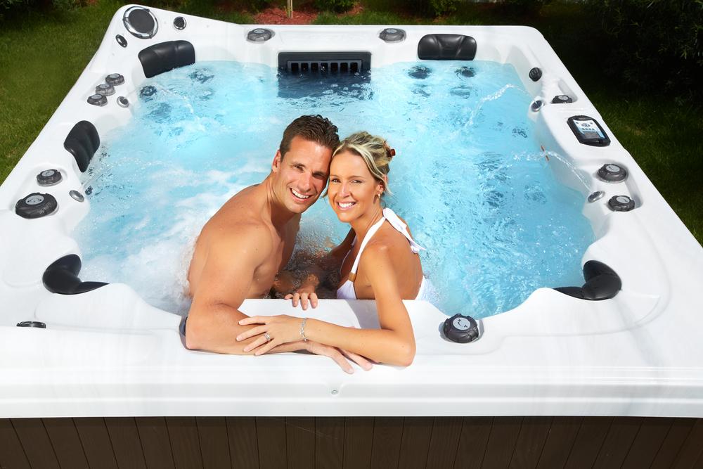 Hot Tub Buying Guide: Mistakes To Avoid